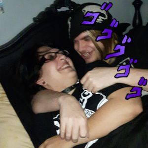 Meet your Posher, Crystal